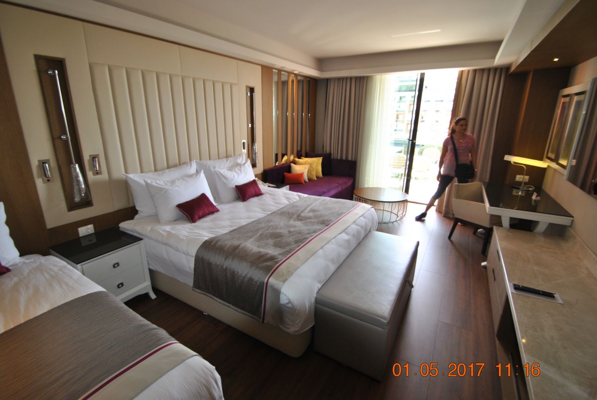 imagini hotel TRENDY LARA